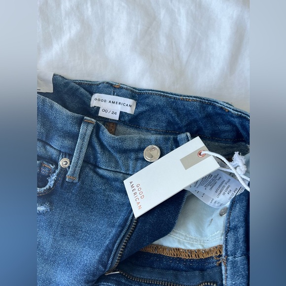 Good American Ripped Jeans - Picture 3 of 6